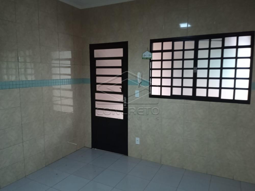 Alugar Casa / Padr&atilde;o em Len&ccedil;&oacute;is Paulista R$ 2.000,00 - Foto 5