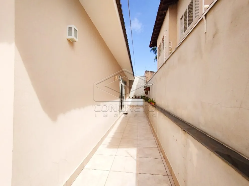 Comprar Casa / Padr&atilde;o em Len&ccedil;&oacute;is Paulista R$ 800.000,00 - Foto 16