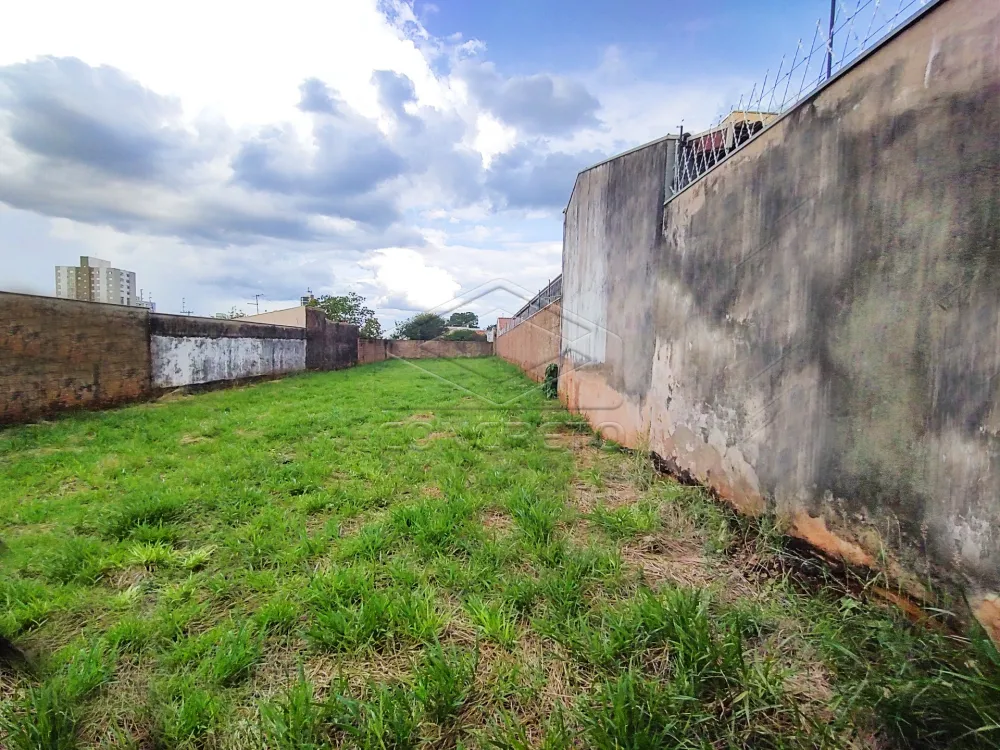 Comprar Terreno / Padr&atilde;o em Len&ccedil;&oacute;is Paulista R$ 770.000,00 - Foto 2