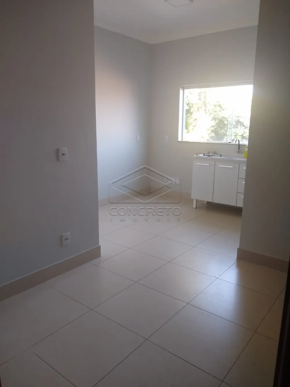 Alugar Apartamento / Kitnet em Len&ccedil;&oacute;is Paulista R$ 1.400,00 - Foto 2