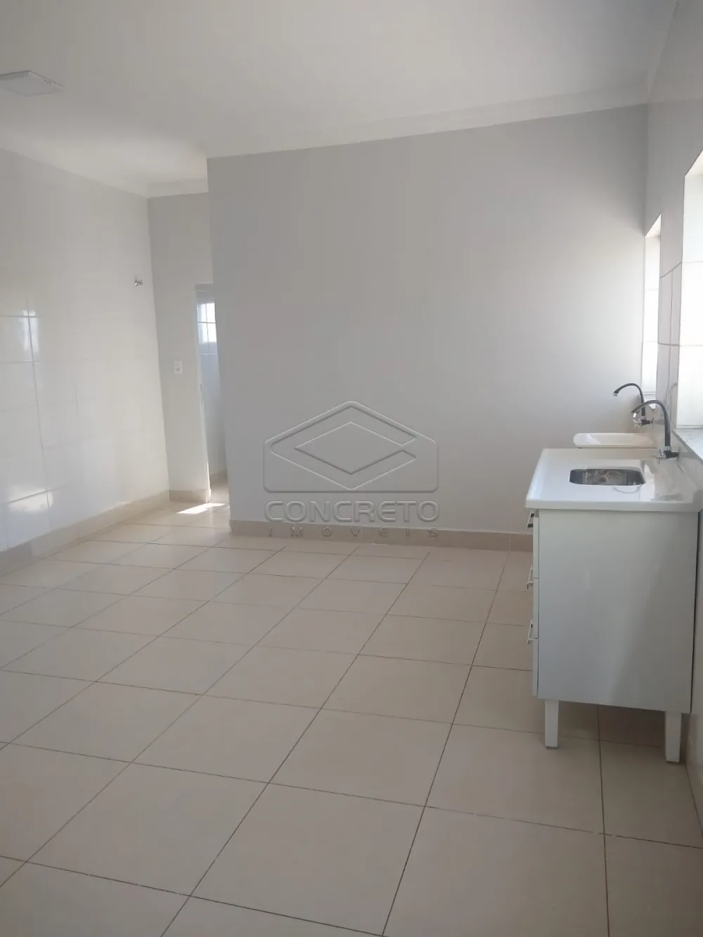 Alugar Apartamento / Kitnet em Len&ccedil;&oacute;is Paulista R$ 1.200,00 - Foto 2