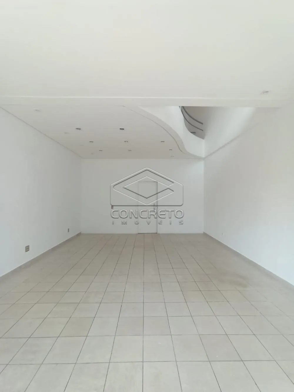 Alugar Comercial / Loja em Bauru R$ 3.500,00 - Foto 2