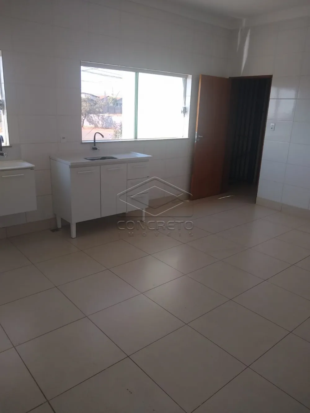 Alugar Apartamento / Kitnet em Len&ccedil;&oacute;is Paulista R$ 1.100,00 - Foto 2
