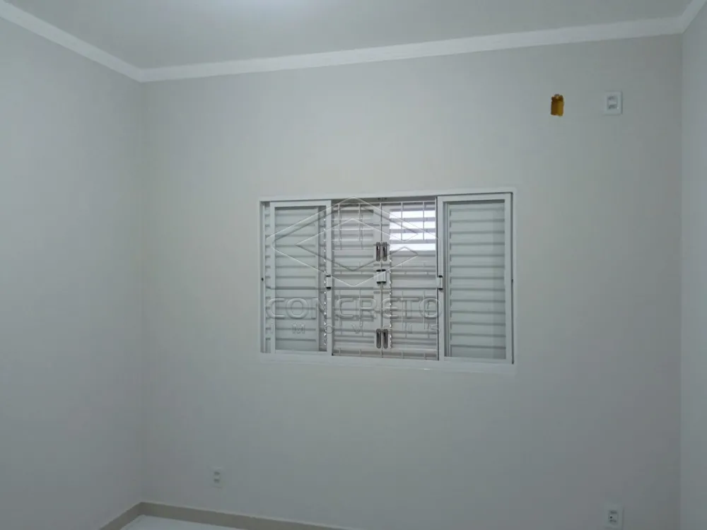 Alugar Casa / Padr&atilde;o em Len&ccedil;&oacute;is Paulista R$ 1.500,00 - Foto 6