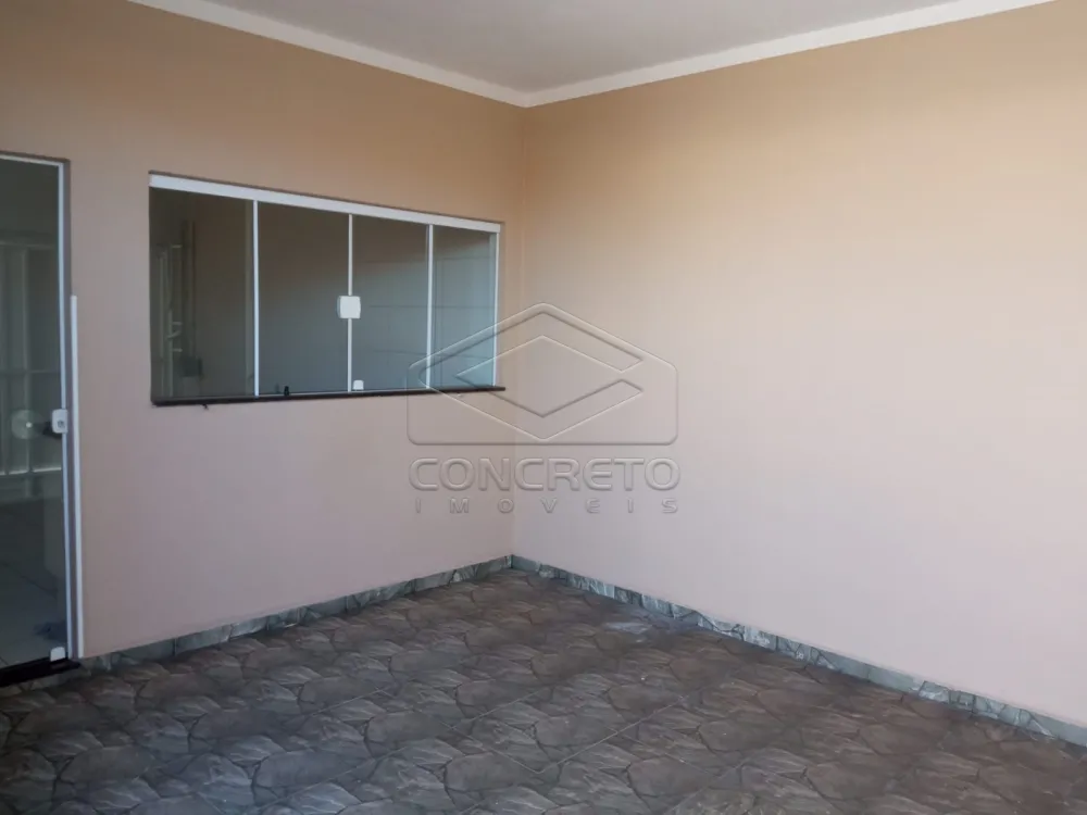 Alugar Casa / Padr&atilde;o em Len&ccedil;&oacute;is Paulista R$ 1.500,00 - Foto 1