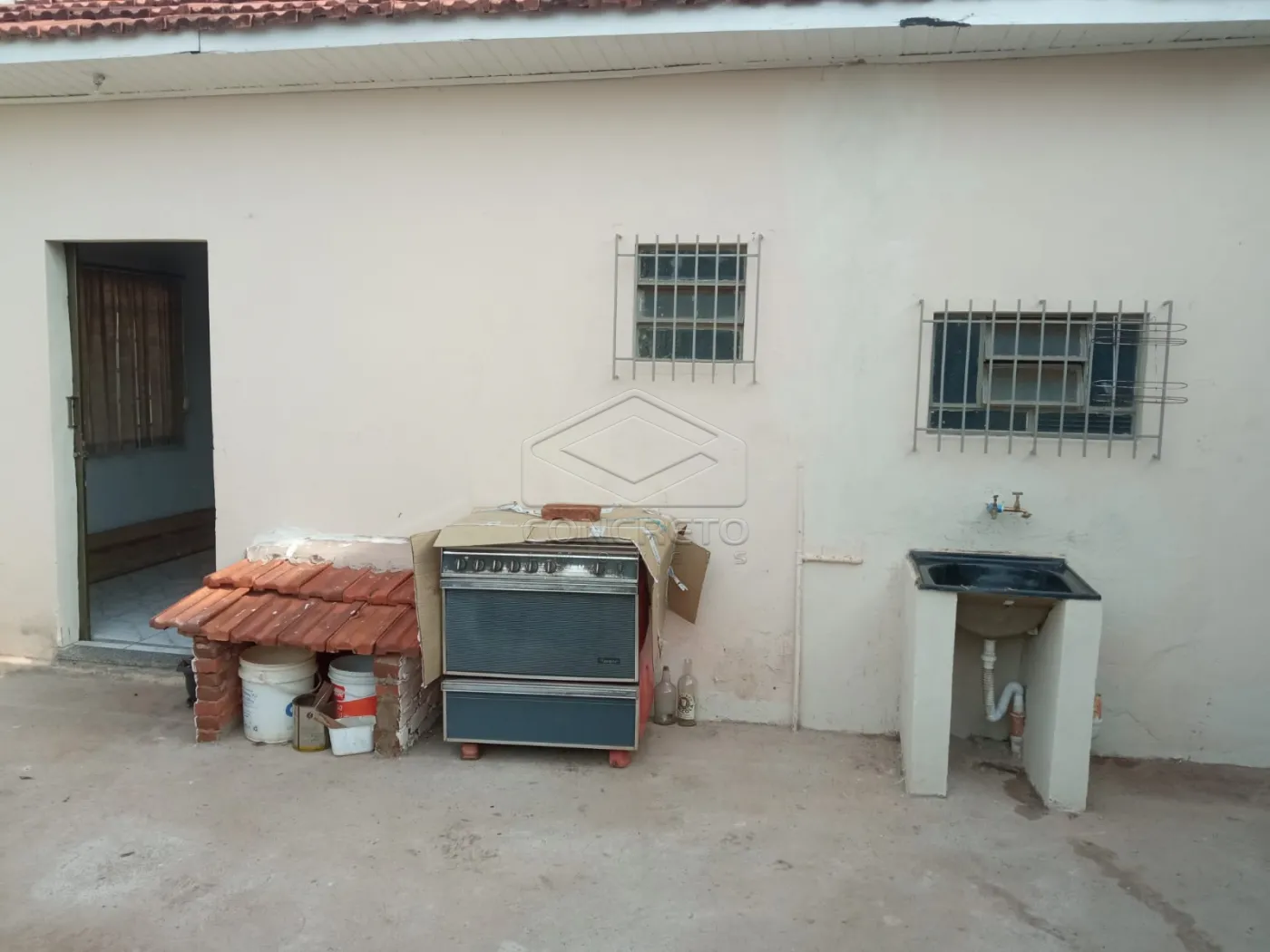 Alugar Casa / Padr&atilde;o em Len&ccedil;&oacute;is Paulista R$ 1.500,00 - Foto 8