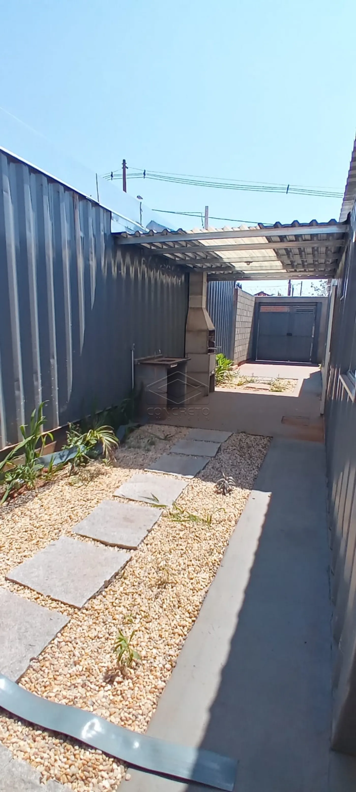 Alugar Apartamento / Kitnet em Len&ccedil;&oacute;is Paulista R$ 1.200,00 - Foto 2