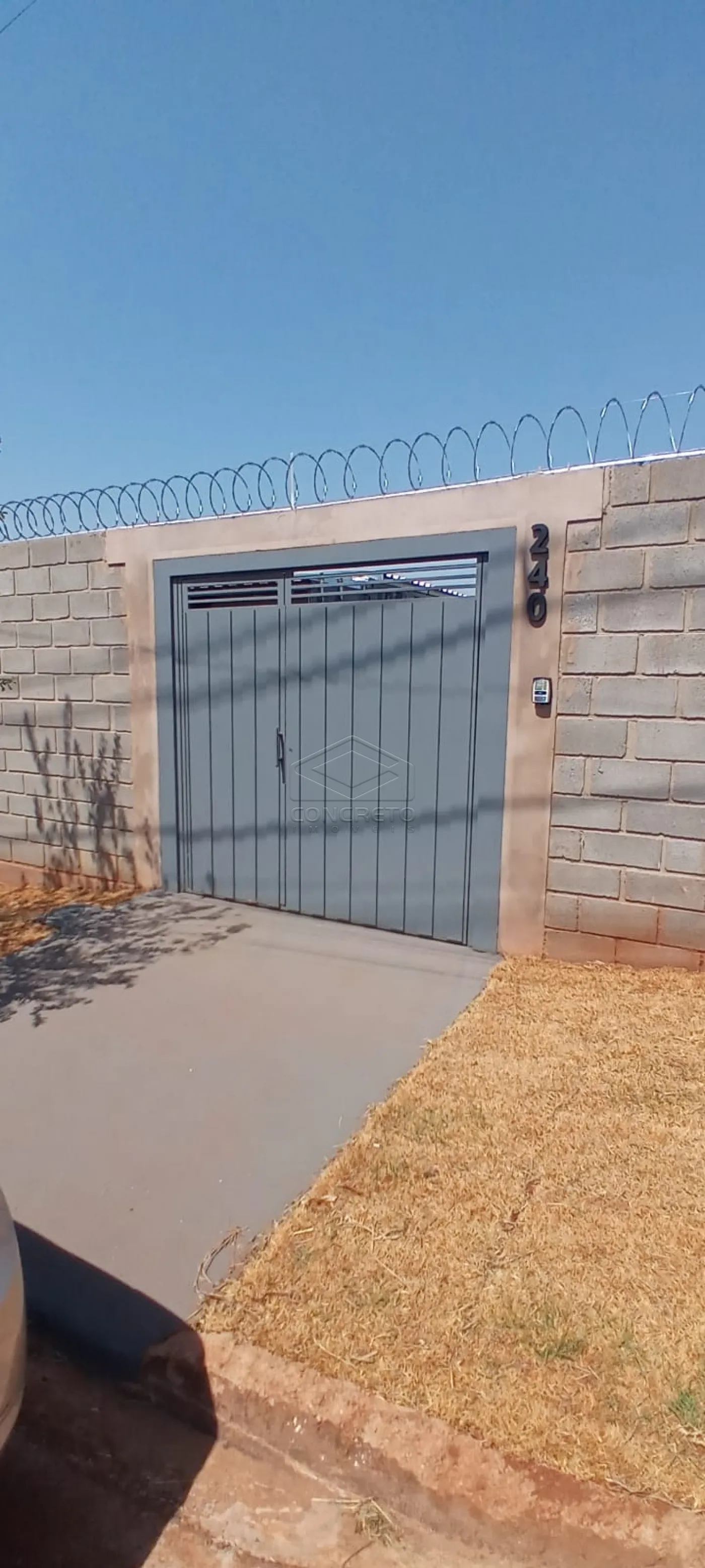 Alugar Apartamento / Kitnet em Len&ccedil;&oacute;is Paulista R$ 1.200,00 - Foto 1