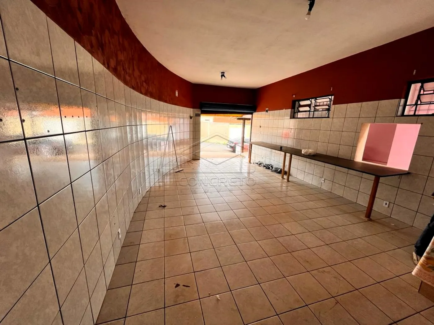 Comprar Comercial / Loja em Len&ccedil;&oacute;is Paulista R$ 320.000,00 - Foto 2
