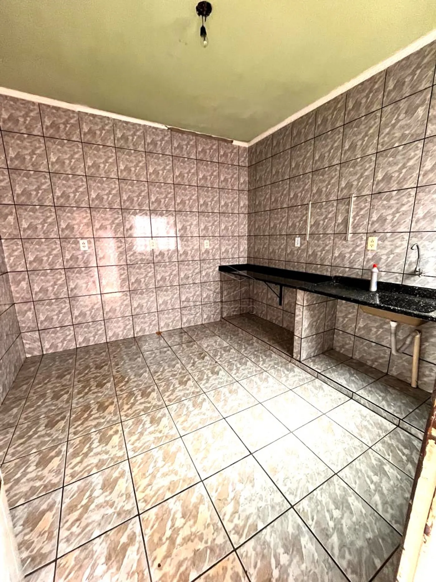 Comprar Comercial / Loja em Len&ccedil;&oacute;is Paulista R$ 320.000,00 - Foto 3