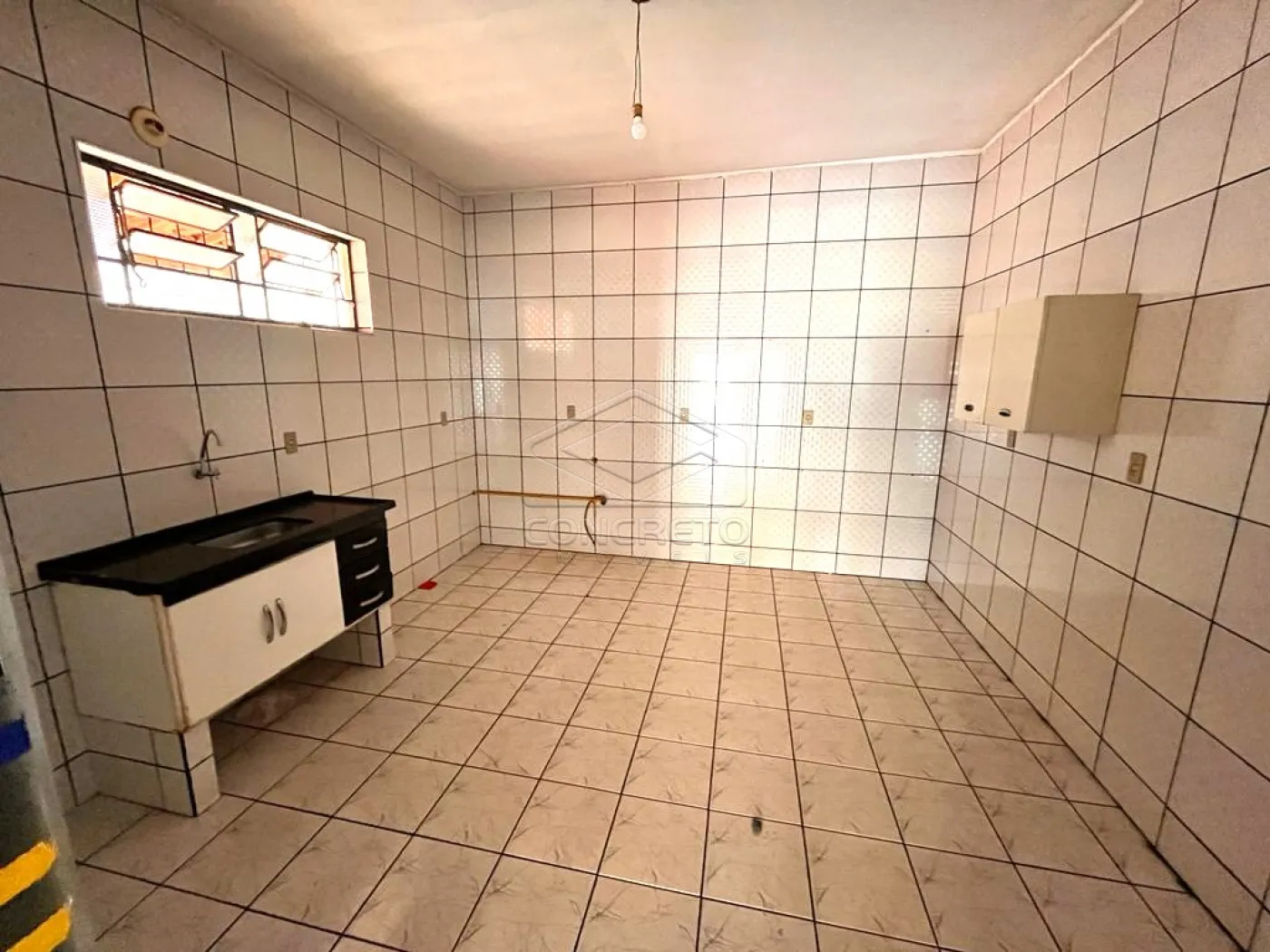 Comprar Comercial / Loja em Len&ccedil;&oacute;is Paulista R$ 320.000,00 - Foto 5