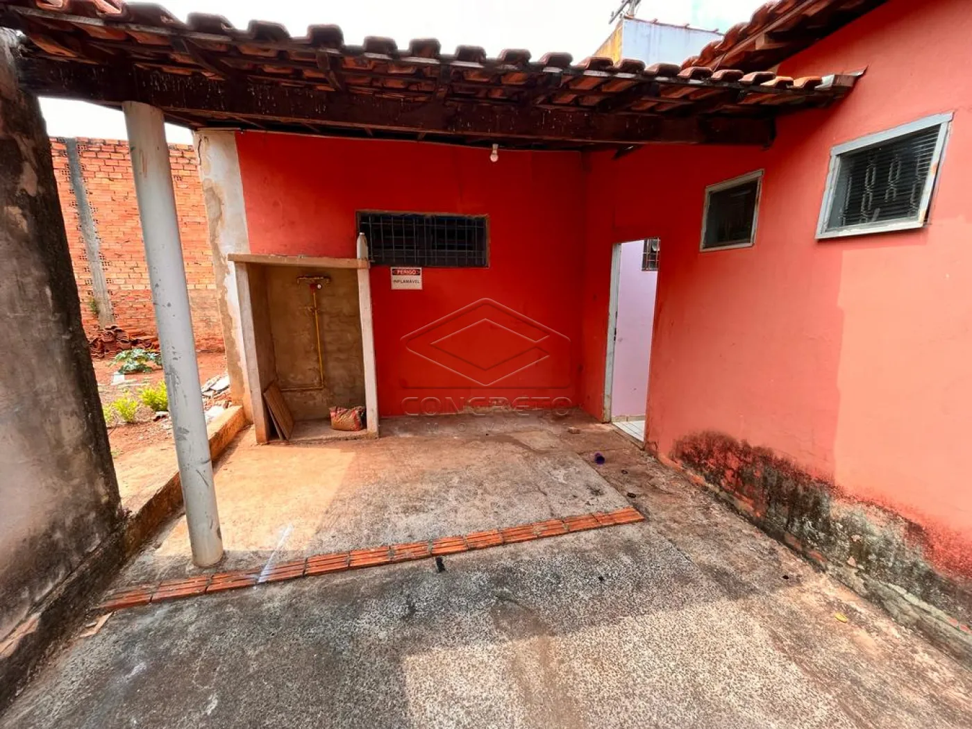 Comprar Comercial / Loja em Len&ccedil;&oacute;is Paulista R$ 320.000,00 - Foto 9