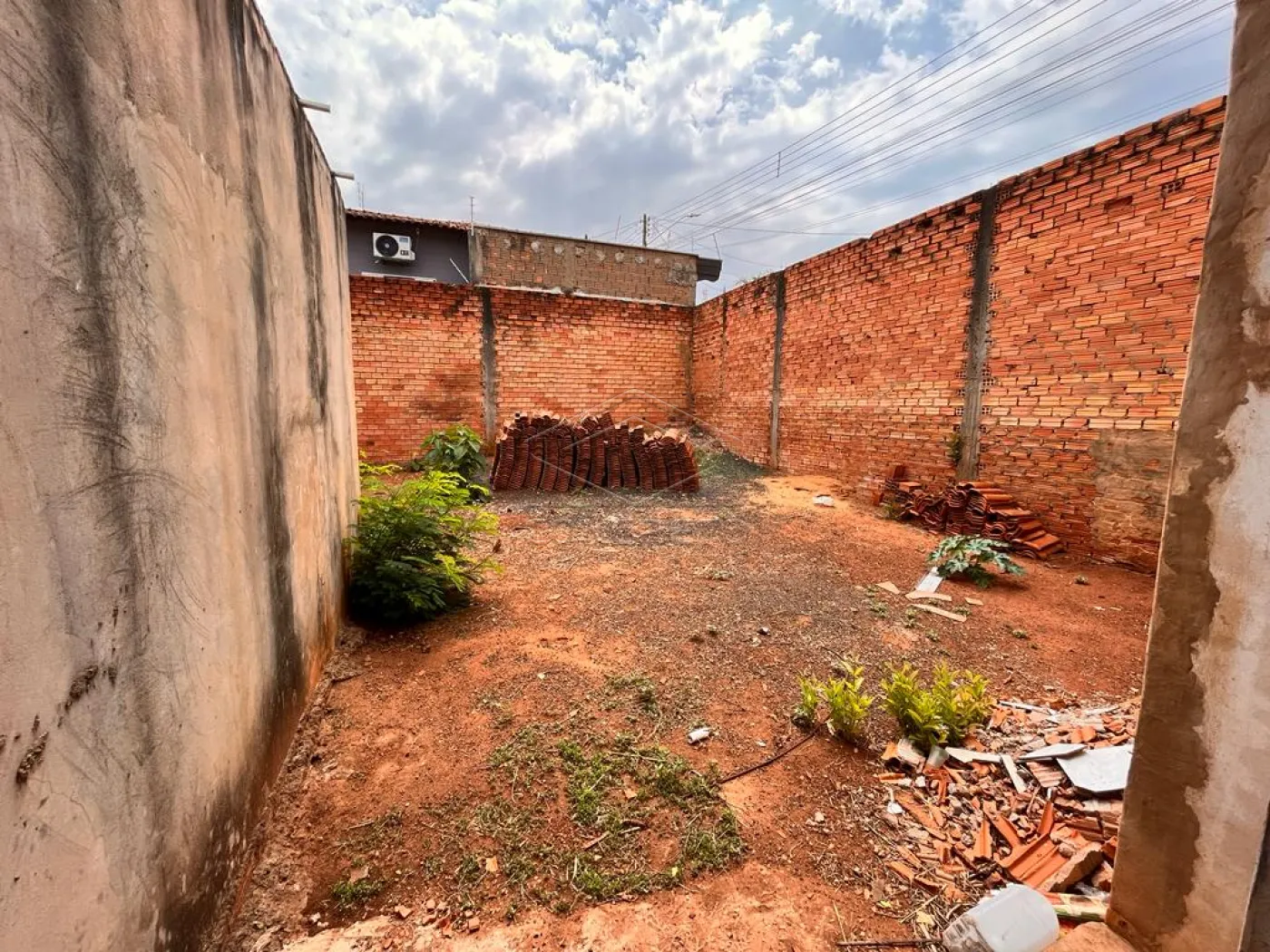 Comprar Comercial / Loja em Len&ccedil;&oacute;is Paulista R$ 320.000,00 - Foto 13