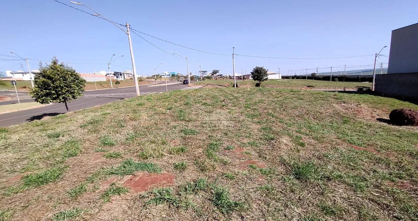 Comprar Terreno / Condom&iacute;nio em Len&ccedil;&oacute;is Paulista - Foto 9