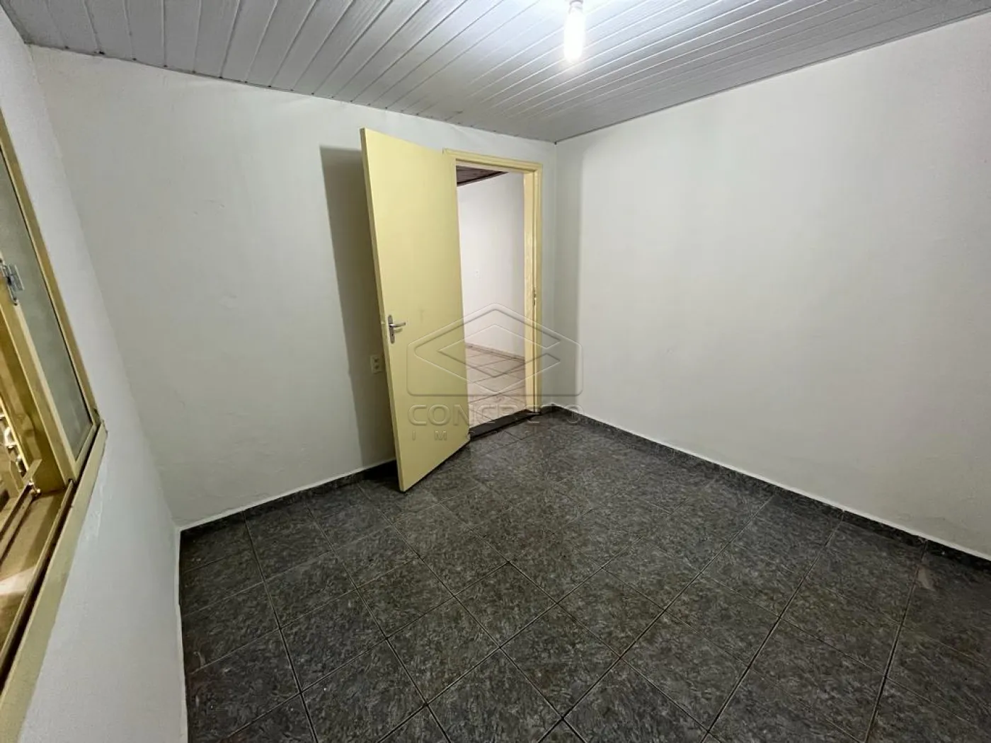 Alugar Casa / Padr&atilde;o em Len&ccedil;&oacute;is Paulista R$ 980,00 - Foto 9