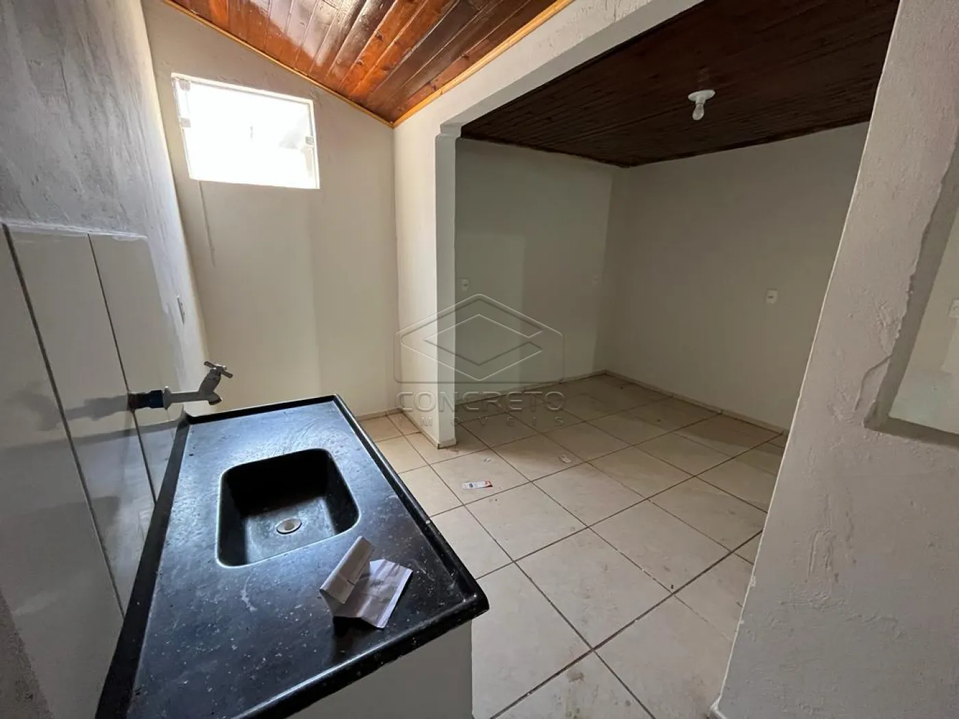 Alugar Casa / Padr&atilde;o em Len&ccedil;&oacute;is Paulista R$ 980,00 - Foto 6