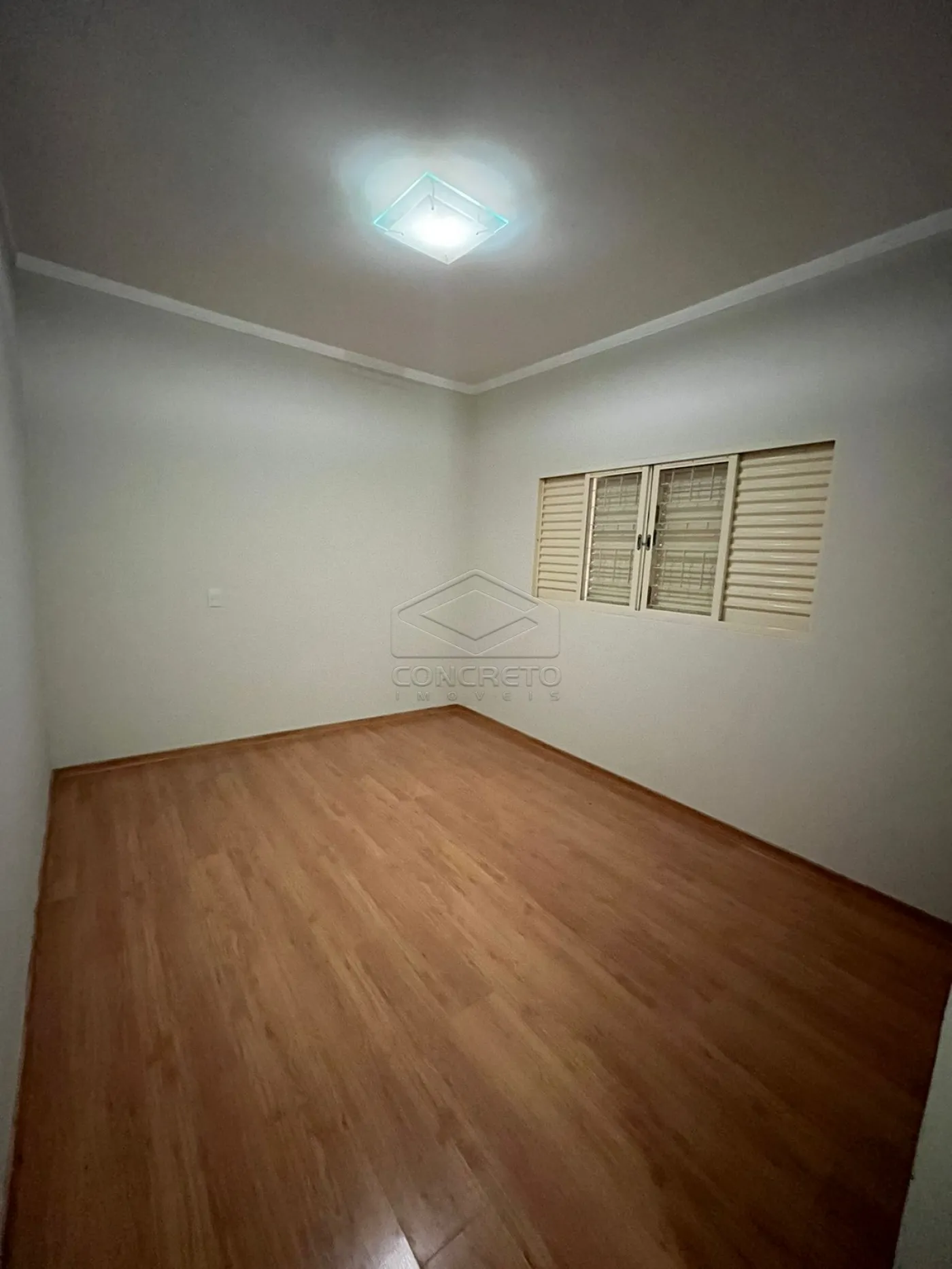 Alugar Casa / Padr&atilde;o em Len&ccedil;&oacute;is Paulista R$ 2.500,00 - Foto 19