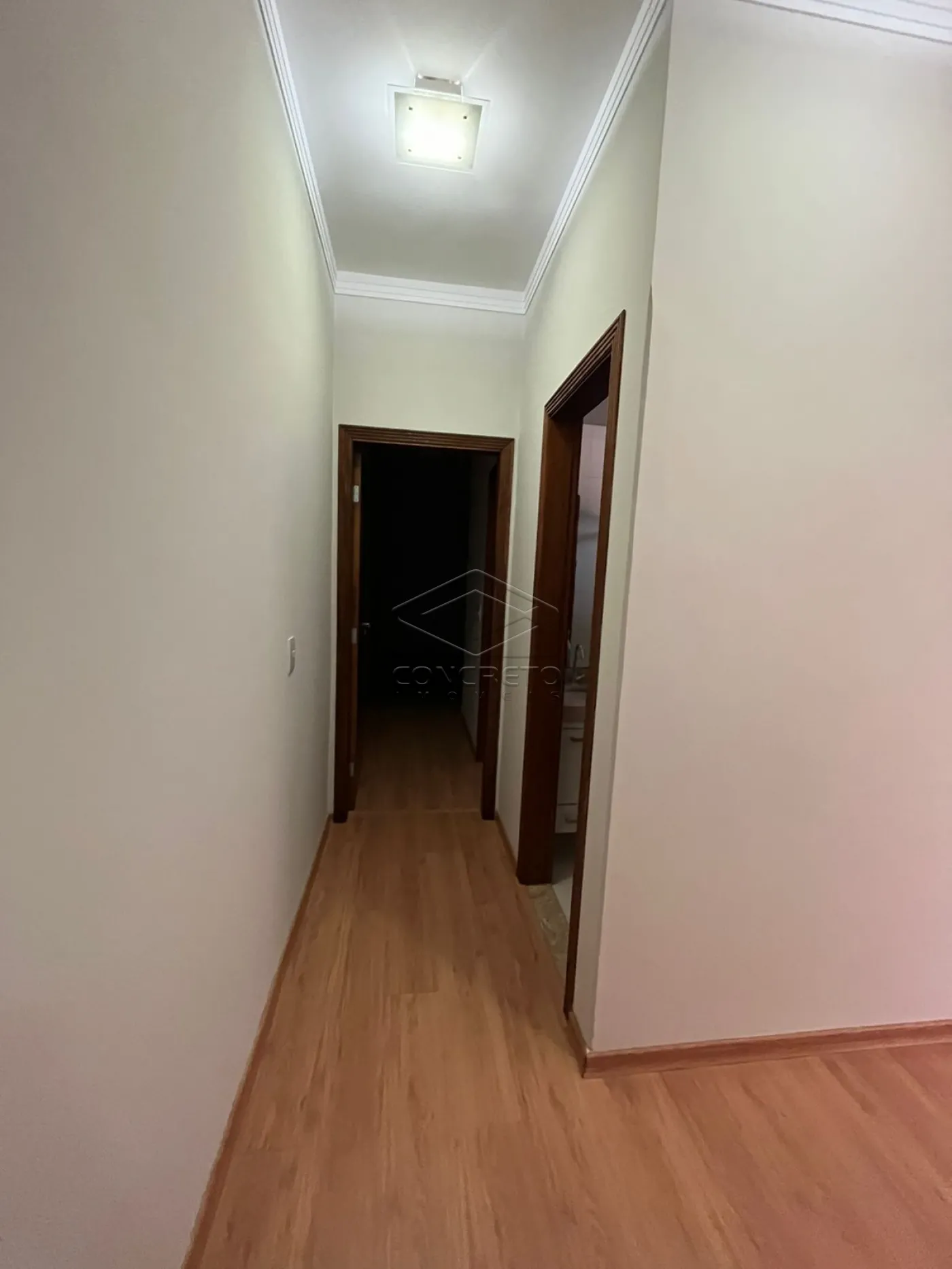 Alugar Casa / Padr&atilde;o em Len&ccedil;&oacute;is Paulista R$ 2.500,00 - Foto 16
