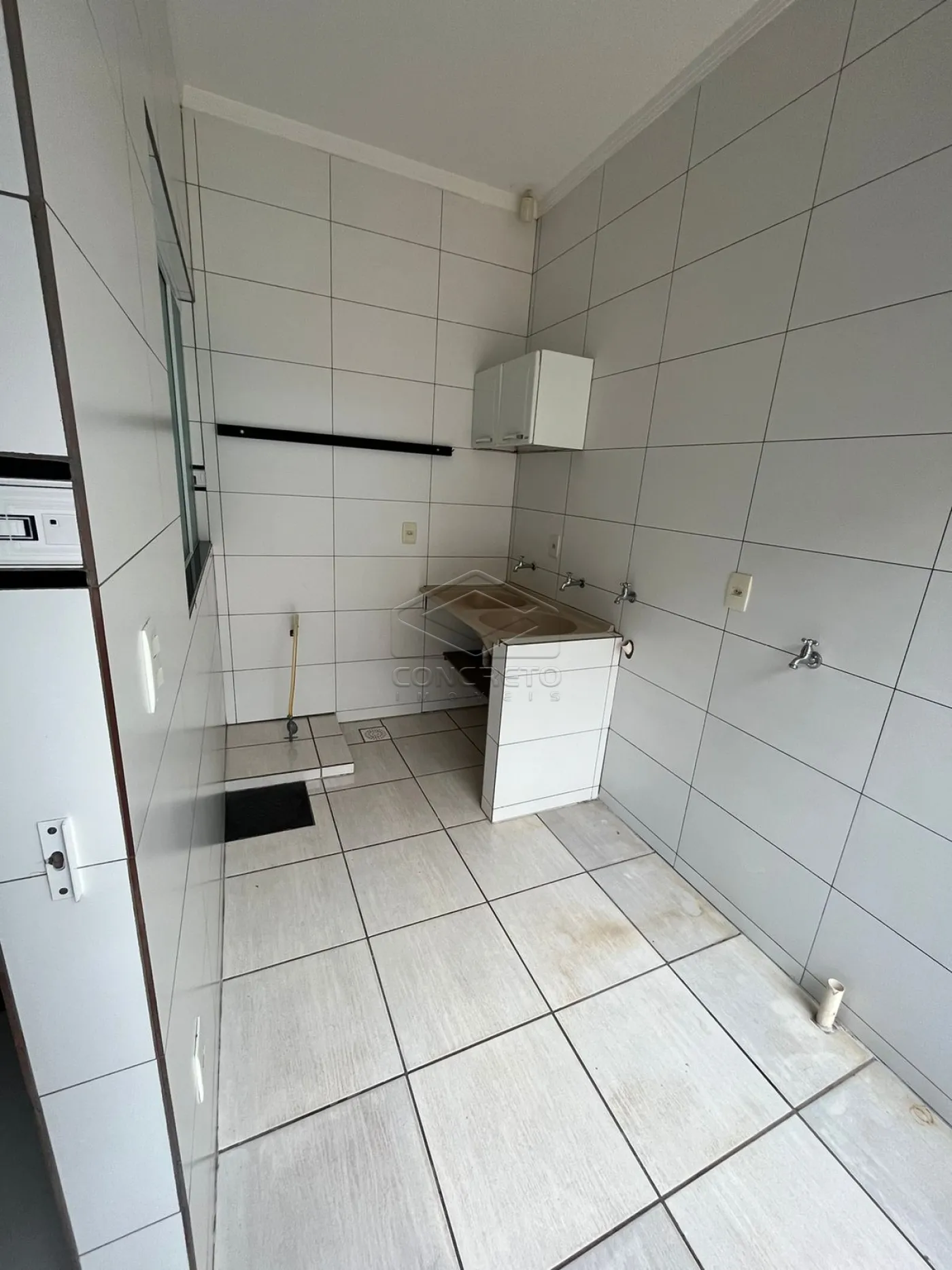 Alugar Casa / Padr&atilde;o em Len&ccedil;&oacute;is Paulista R$ 2.500,00 - Foto 12
