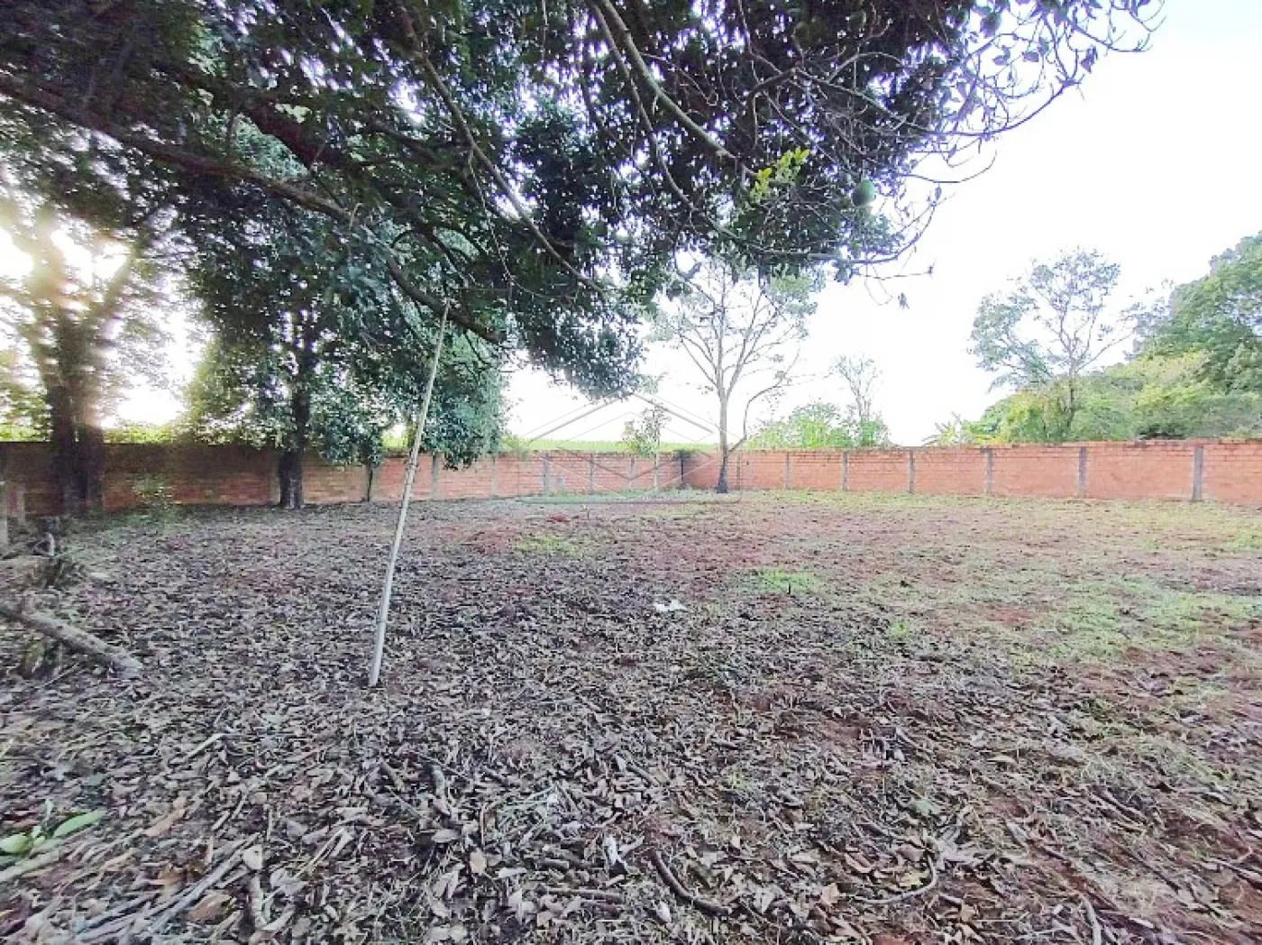 Comprar Terreno / Padr&atilde;o em Len&ccedil;&oacute;is Paulista R$ 250.000,00 - Foto 8