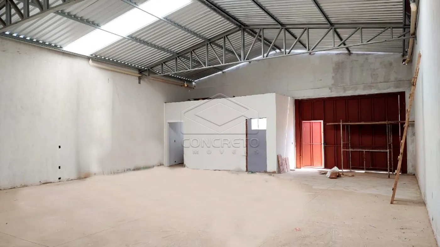 Comprar Comercial / Galp&atilde;o em Len&ccedil;&oacute;is Paulista R$ 400.000,00 - Foto 1