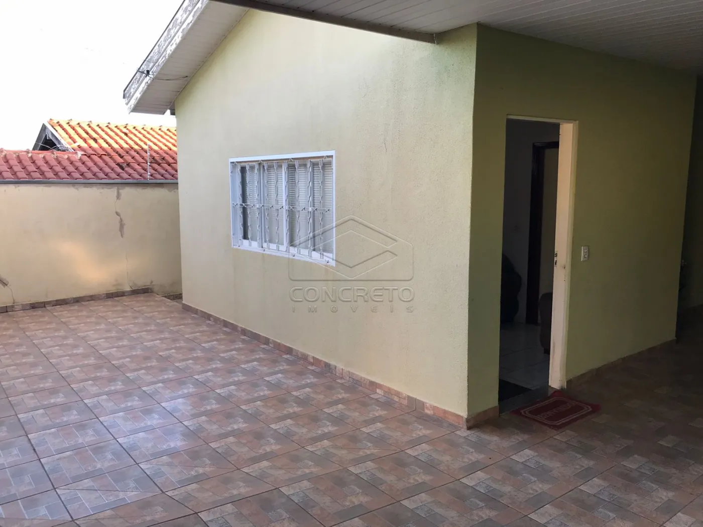 Comprar Casa / Padr&atilde;o em Len&ccedil;&oacute;is Paulista R$ 420.000,00 - Foto 1