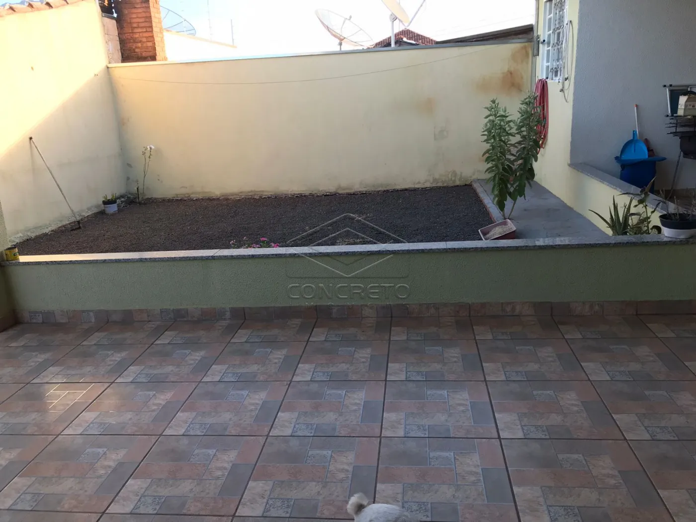 Comprar Casa / Padr&atilde;o em Len&ccedil;&oacute;is Paulista R$ 420.000,00 - Foto 3