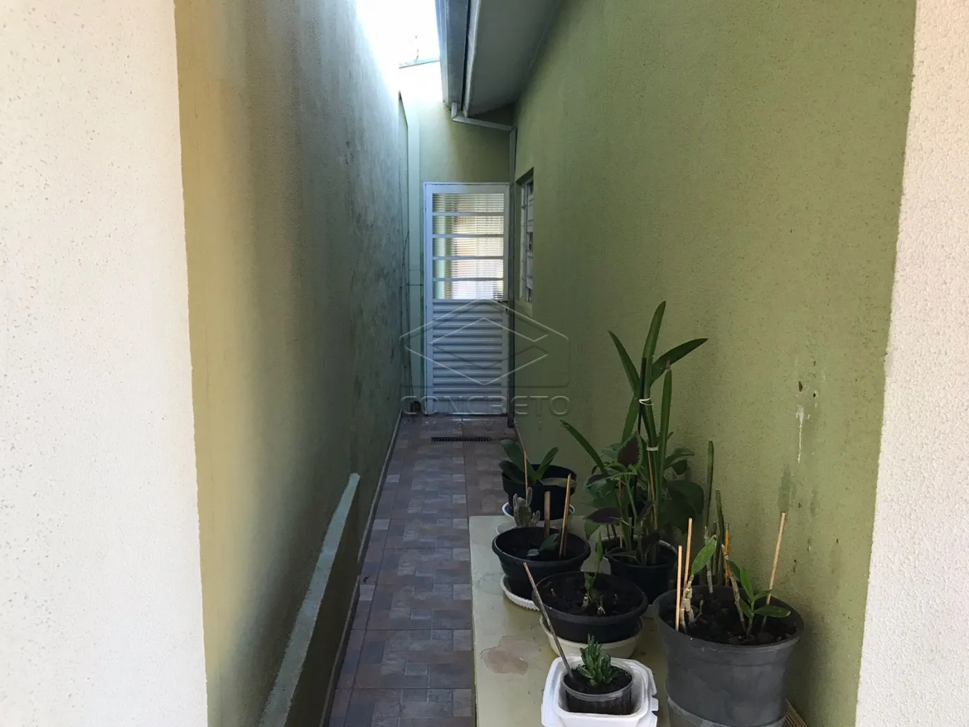 Comprar Casa / Padr&atilde;o em Len&ccedil;&oacute;is Paulista R$ 420.000,00 - Foto 4