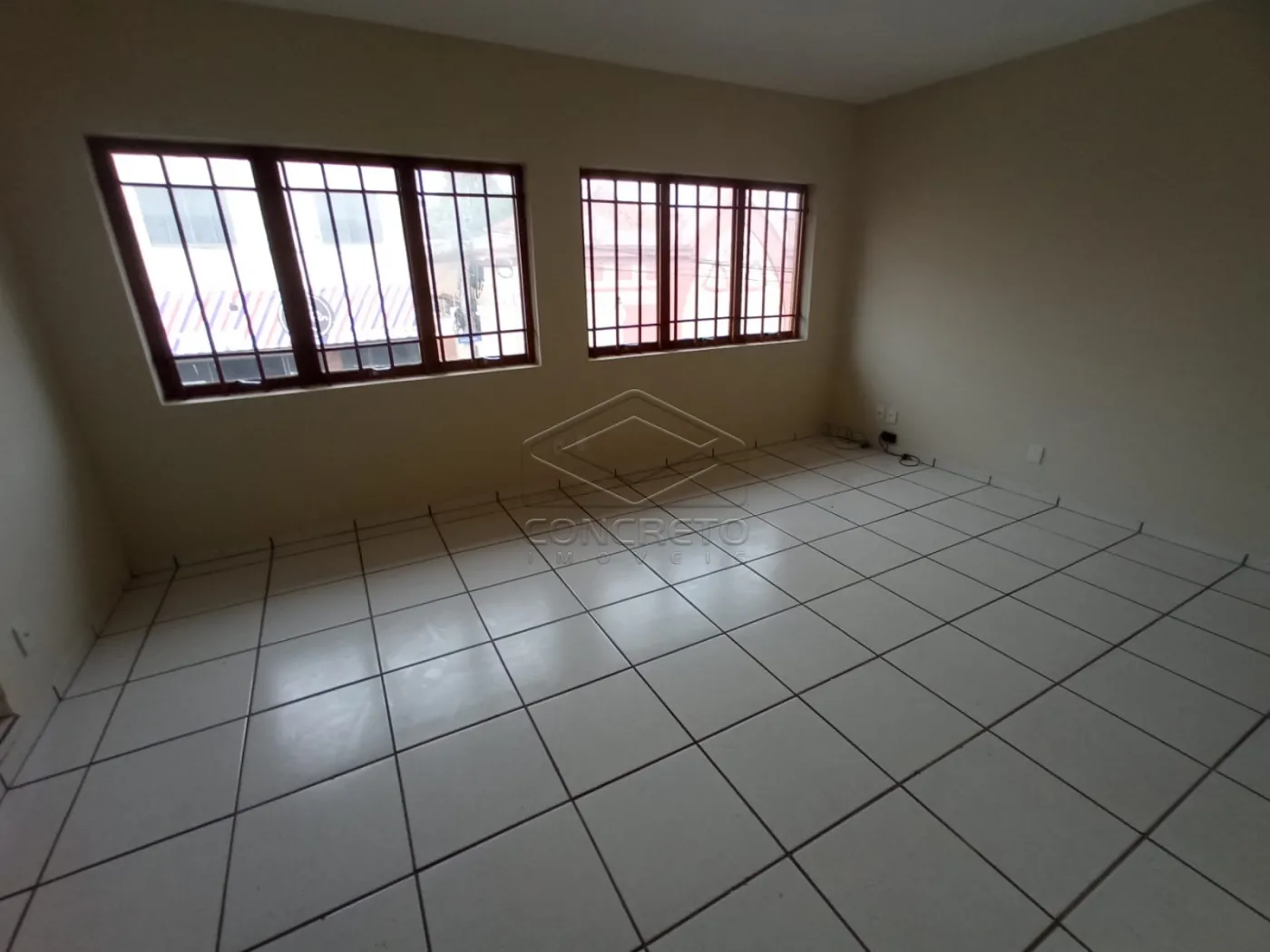 Alugar Comercial / Sala em Len&ccedil;&oacute;is Paulista R$ 900,00 - Foto 3