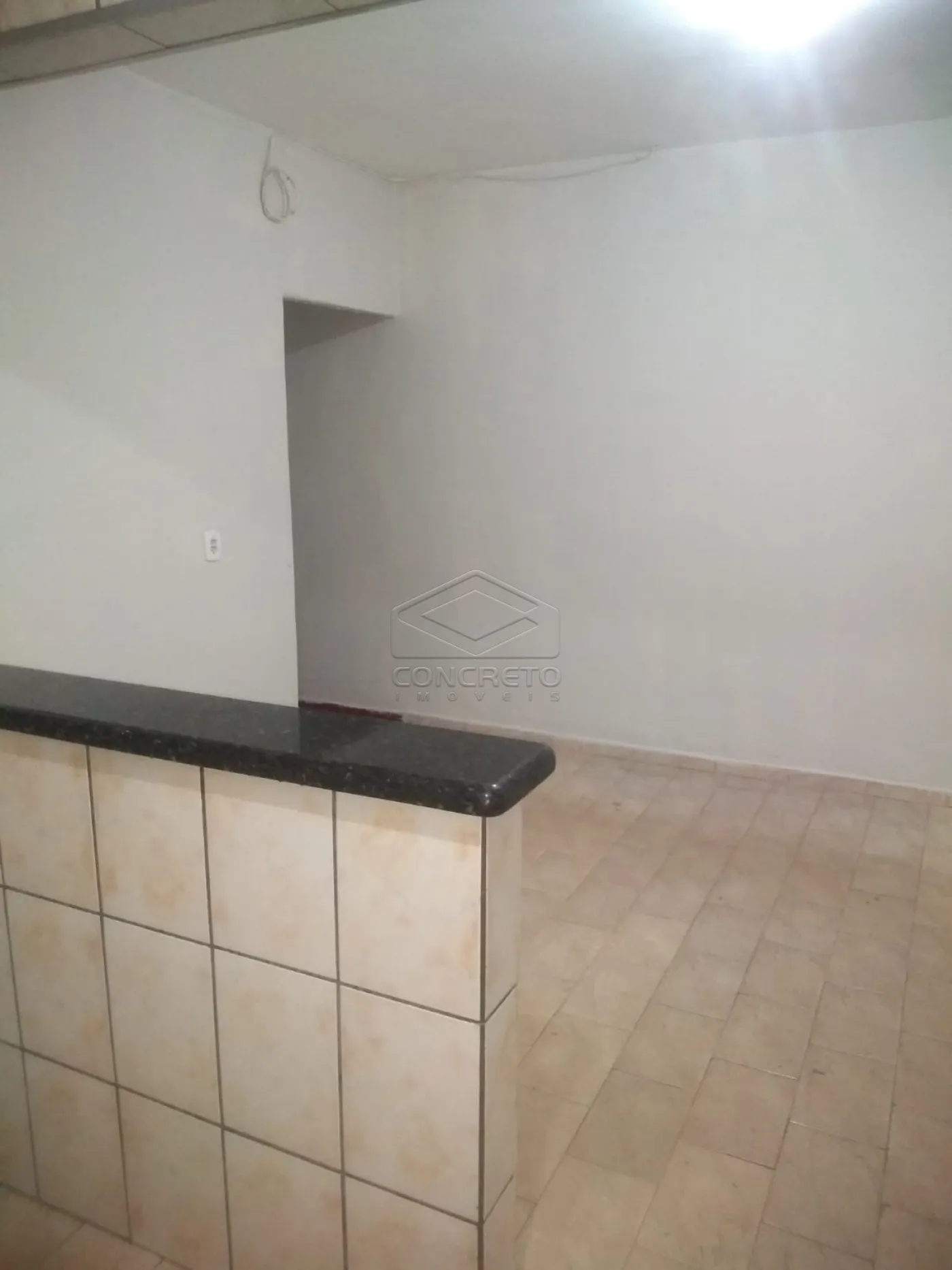 Alugar Casa / Padr&atilde;o em Len&ccedil;&oacute;is Paulista R$ 1.200,00 - Foto 8
