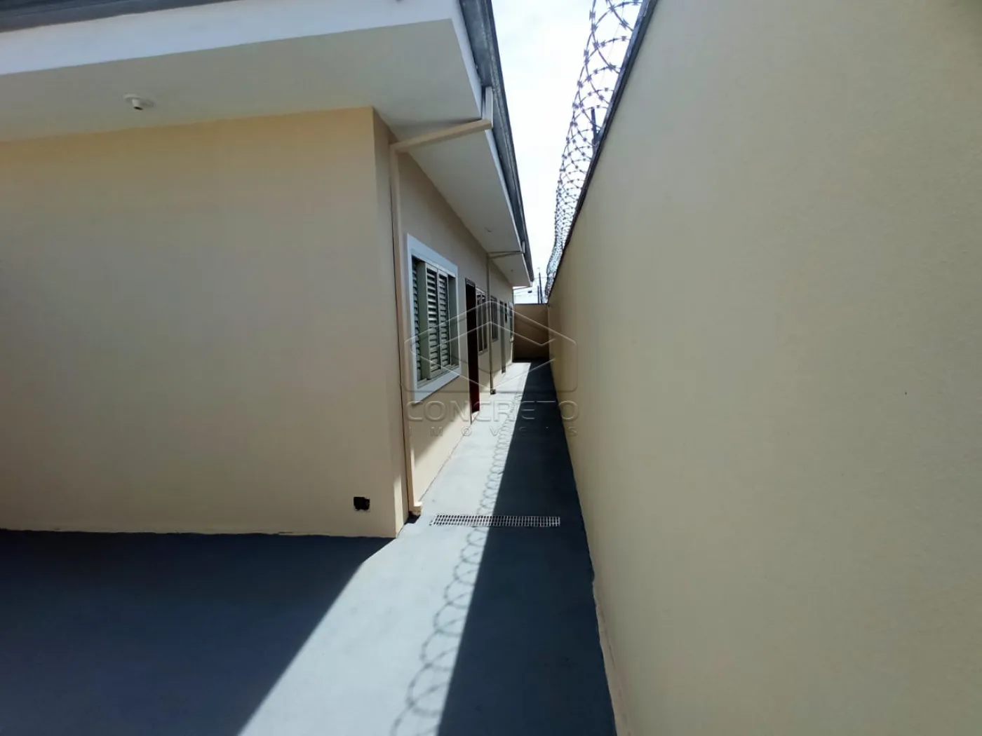 Alugar Casa / Padr&atilde;o em Len&ccedil;&oacute;is Paulista R$ 1.200,00 - Foto 10