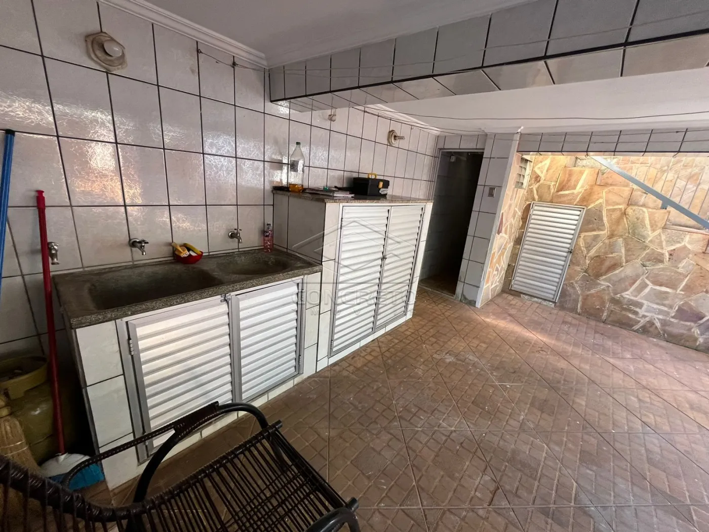 Alugar Casa / Padr&atilde;o em Len&ccedil;&oacute;is Paulista R$ 2.000,00 - Foto 13