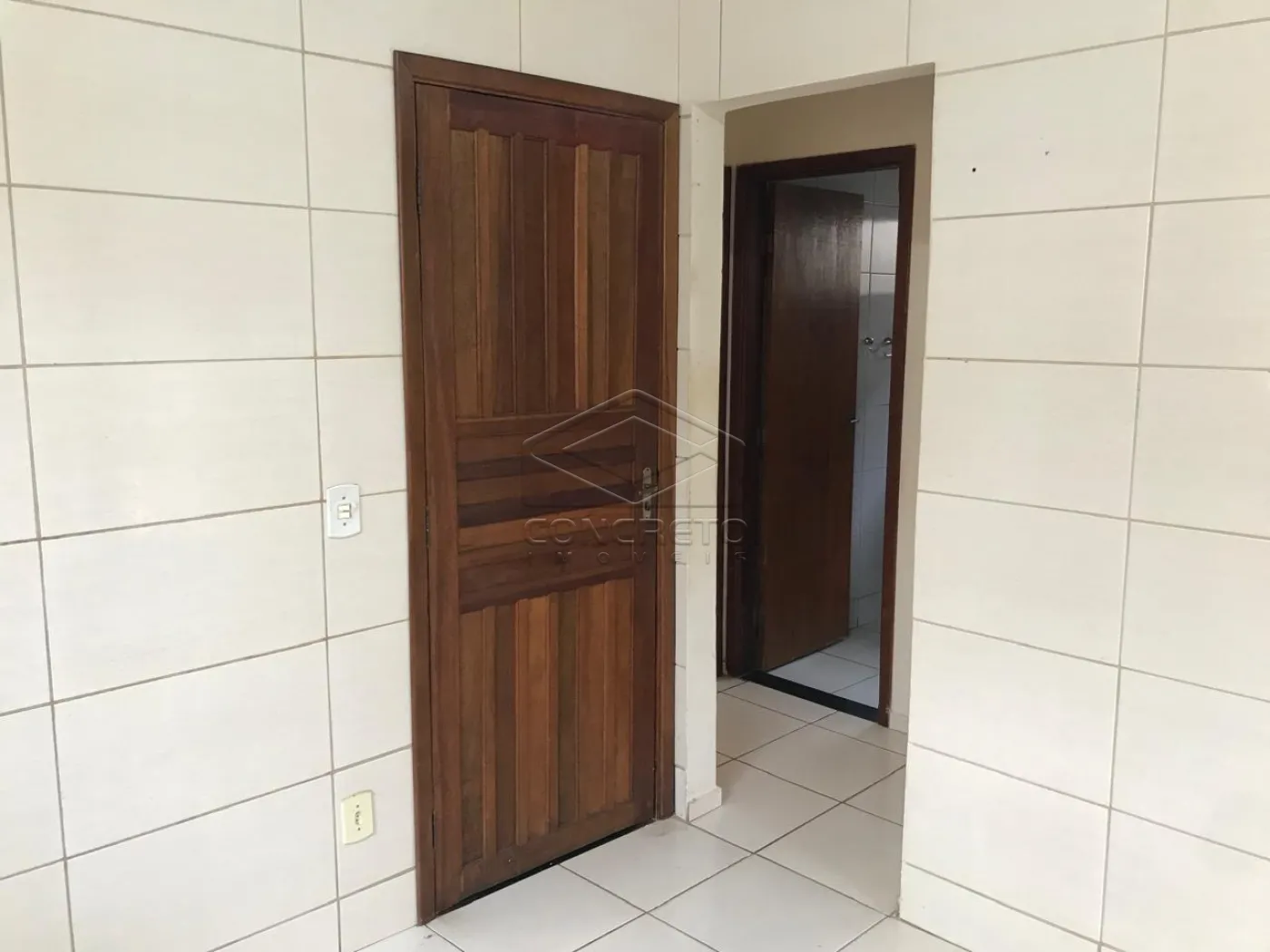 Comprar Casa / Padr&atilde;o em Len&ccedil;&oacute;is Paulista R$ 340.000,00 - Foto 7