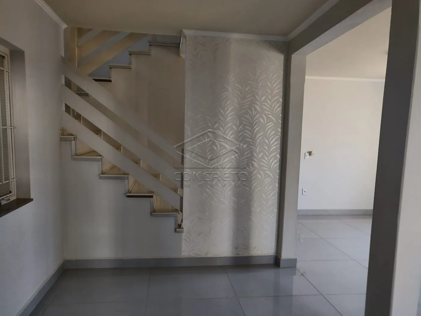 Alugar Casa / Padr&atilde;o em Len&ccedil;&oacute;is Paulista R$ 3.500,00 - Foto 11