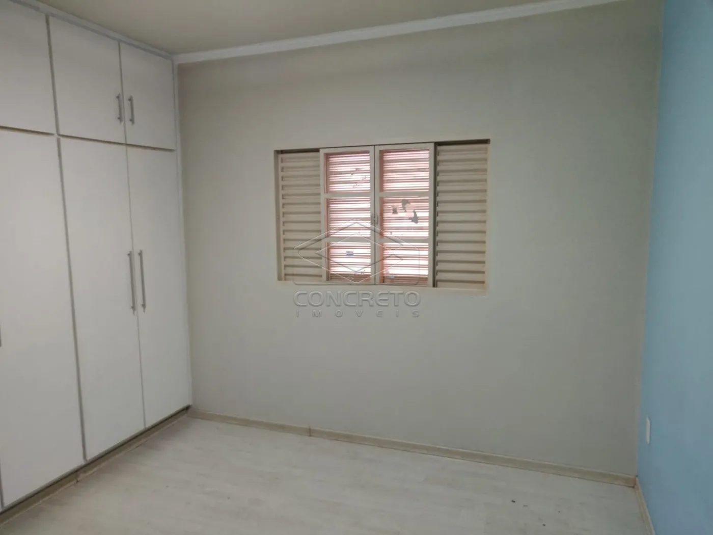 Alugar Casa / Padr&atilde;o em Len&ccedil;&oacute;is Paulista R$ 3.500,00 - Foto 13