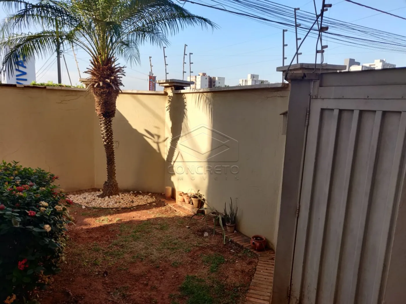 Alugar Casa / Padr&atilde;o em Len&ccedil;&oacute;is Paulista R$ 3.500,00 - Foto 18