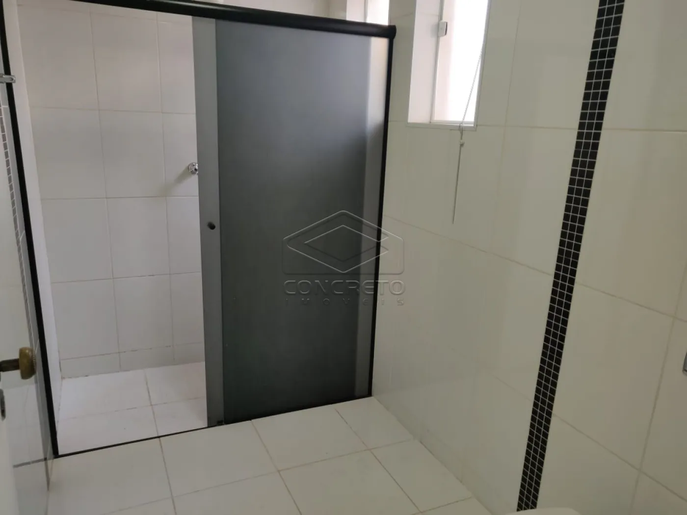 Alugar Casa / Padr&atilde;o em Len&ccedil;&oacute;is Paulista R$ 3.500,00 - Foto 27