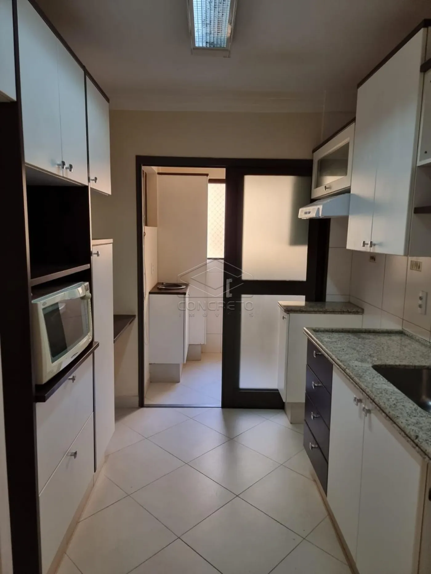 Alugar Apartamento / Padr&atilde;o em Bauru R$ 2.500,00 - Foto 4
