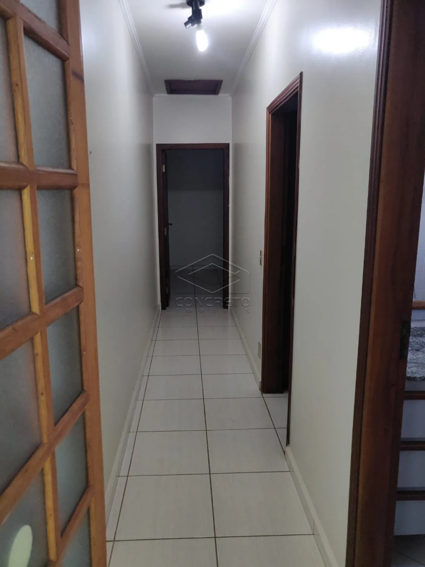 Alugar Casa / Sobrado em Len&ccedil;&oacute;is Paulista R$ 3.500,00 - Foto 7