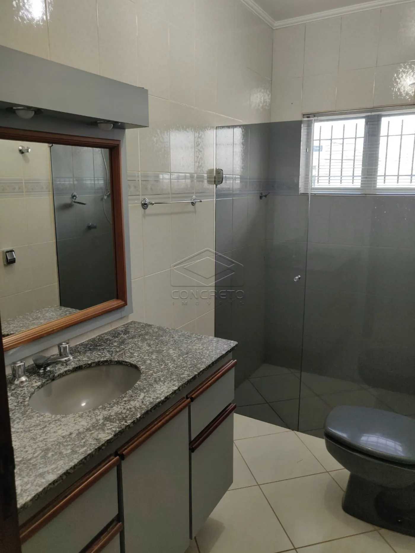 Alugar Casa / Sobrado em Len&ccedil;&oacute;is Paulista R$ 3.500,00 - Foto 16