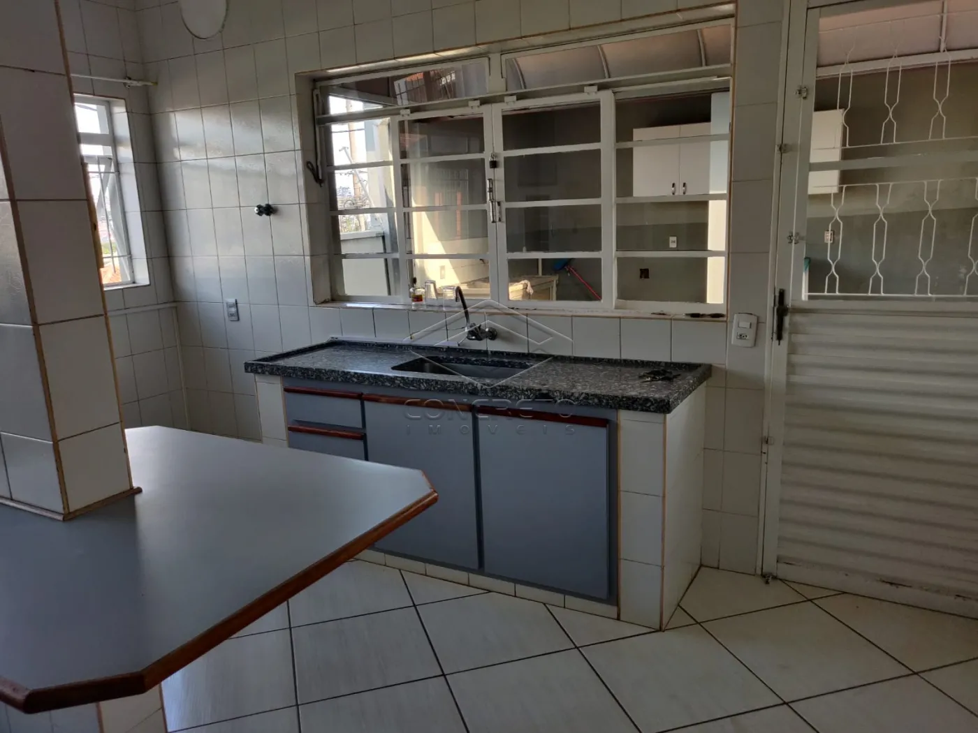 Alugar Casa / Sobrado em Len&ccedil;&oacute;is Paulista R$ 3.500,00 - Foto 18