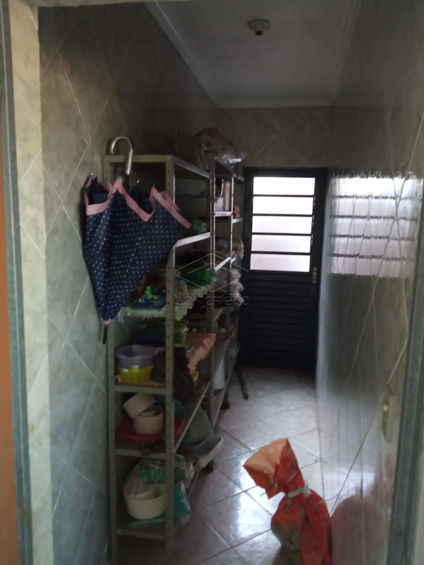 Alugar Casa / Sobrado em Len&ccedil;&oacute;is Paulista R$ 3.000,00 - Foto 9