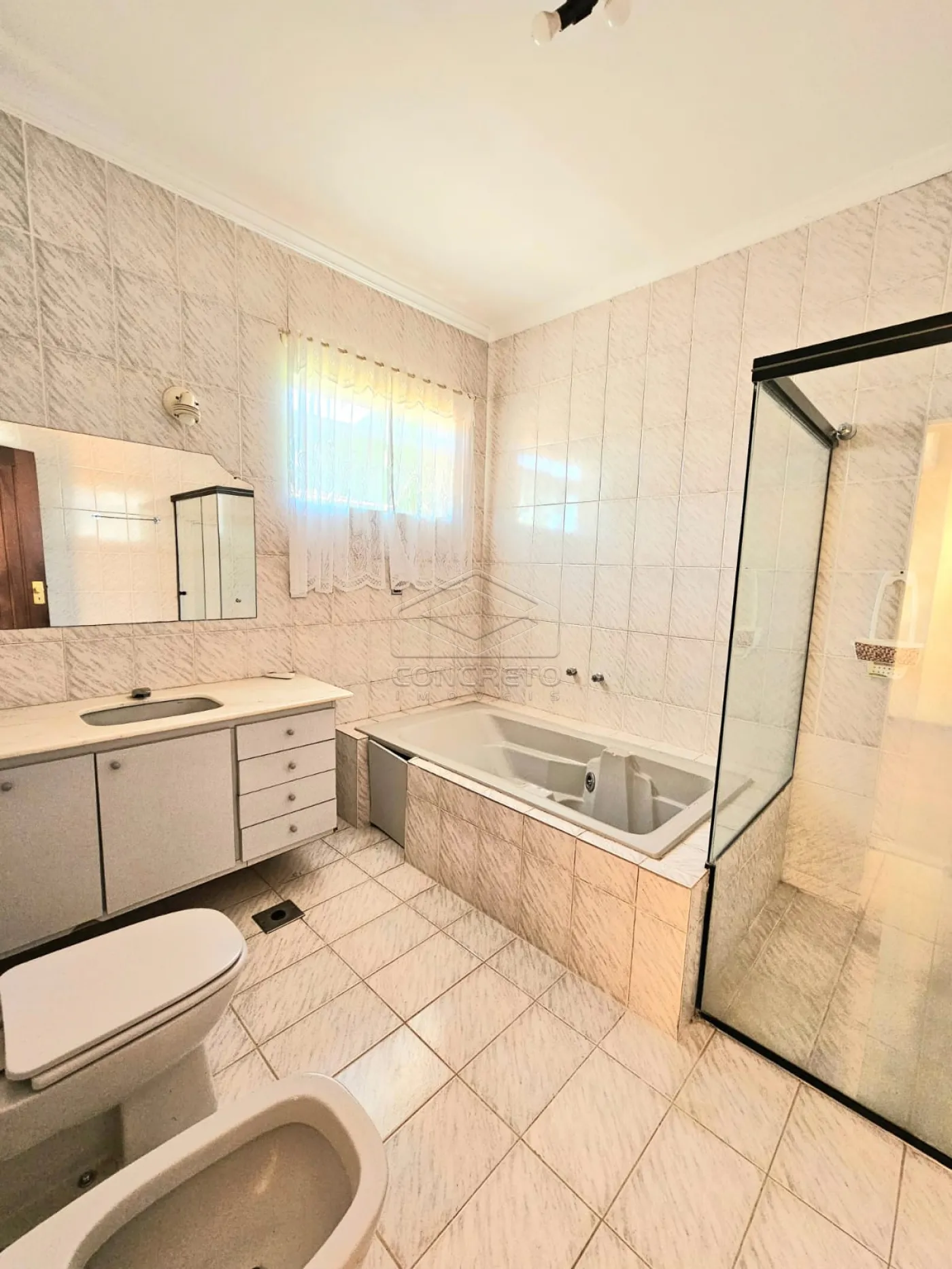 Alugar Casa / Sobrado em Bauru R$ 3.800,00 - Foto 15