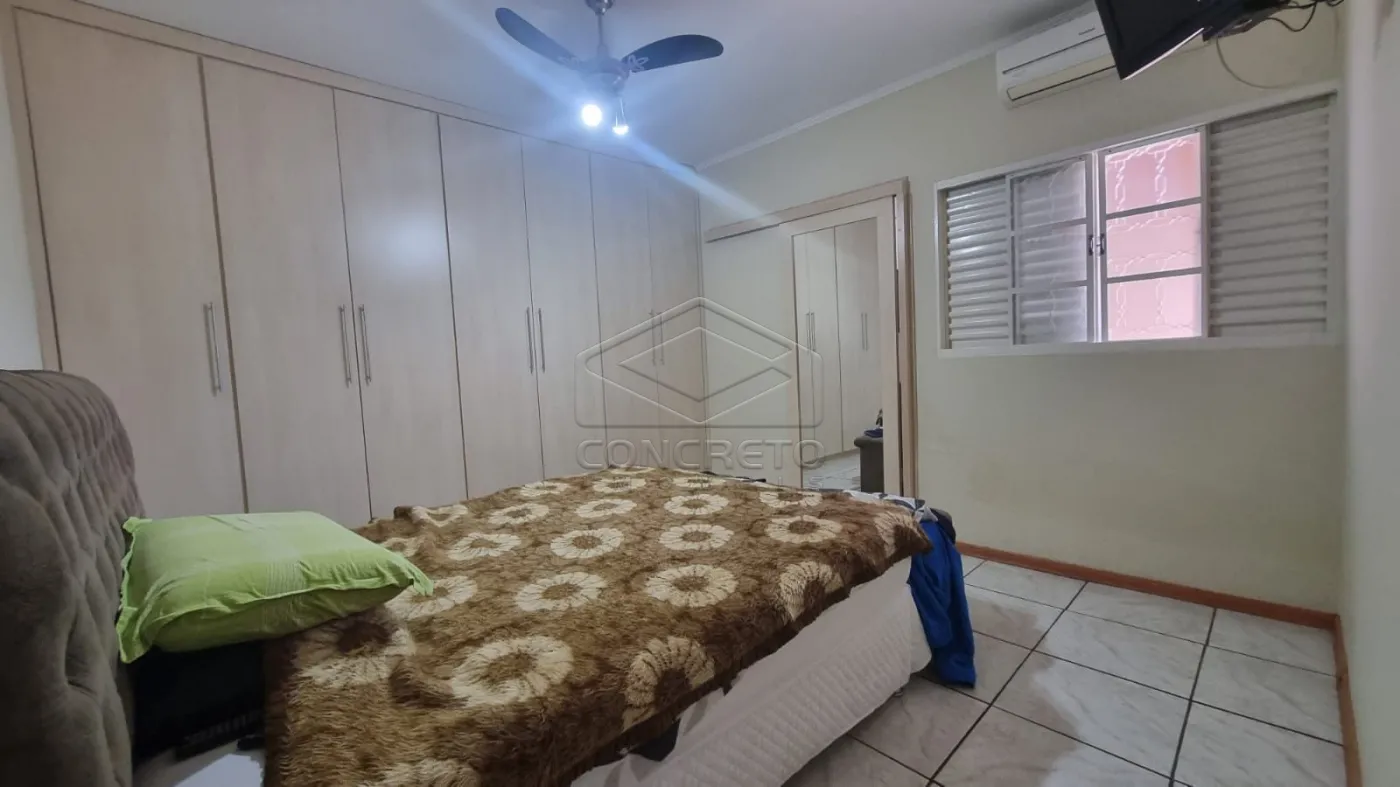 Comprar Casa / Padr&atilde;o em Len&ccedil;&oacute;is Paulista R$ 450.000,00 - Foto 4