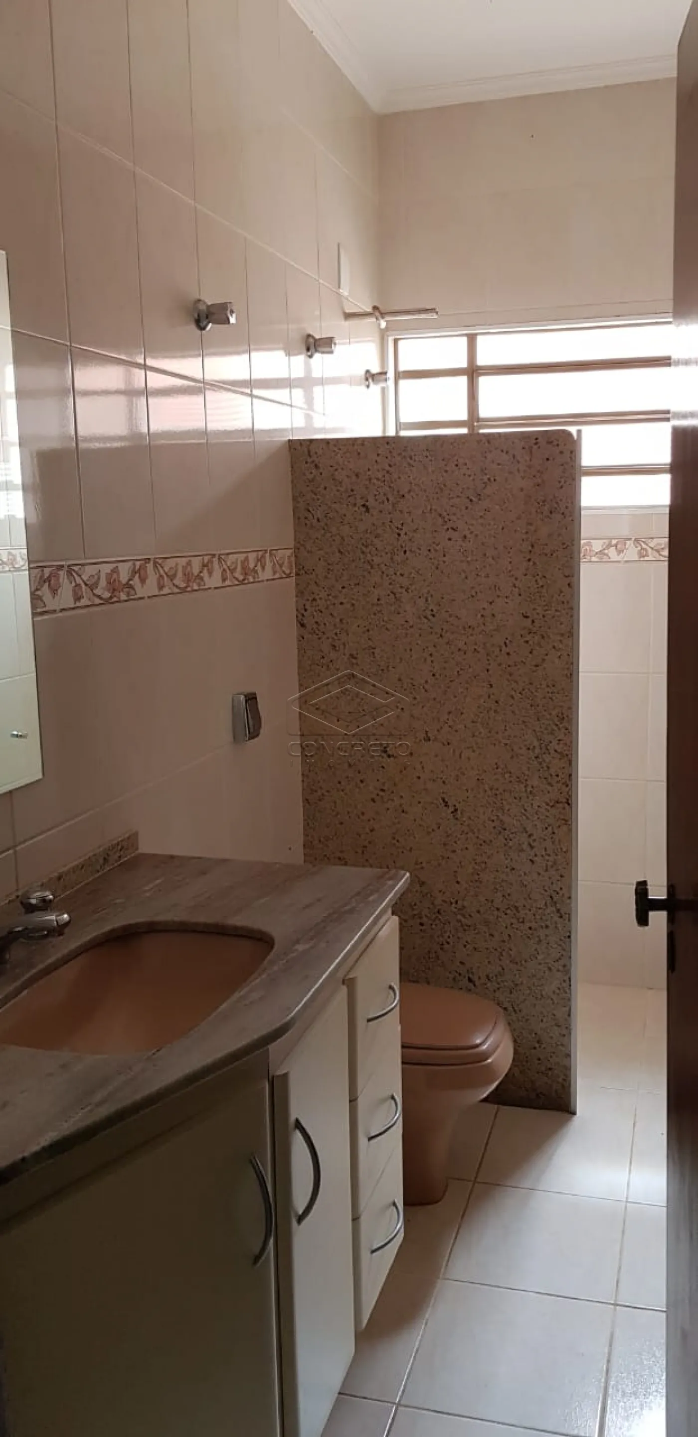 Comprar Casa / Padr&atilde;o em Len&ccedil;&oacute;is Paulista R$ 750.000,00 - Foto 18