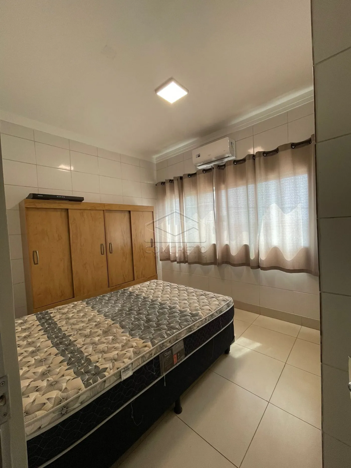 Alugar Apartamento / Kitnet em Len&ccedil;&oacute;is Paulista R$ 1.400,00 - Foto 5