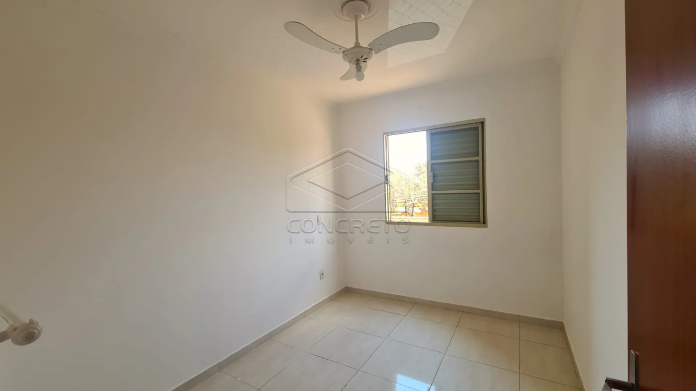 Comprar Apartamento / Padr&atilde;o em Len&ccedil;&oacute;is Paulista R$ 260.000,00 - Foto 3