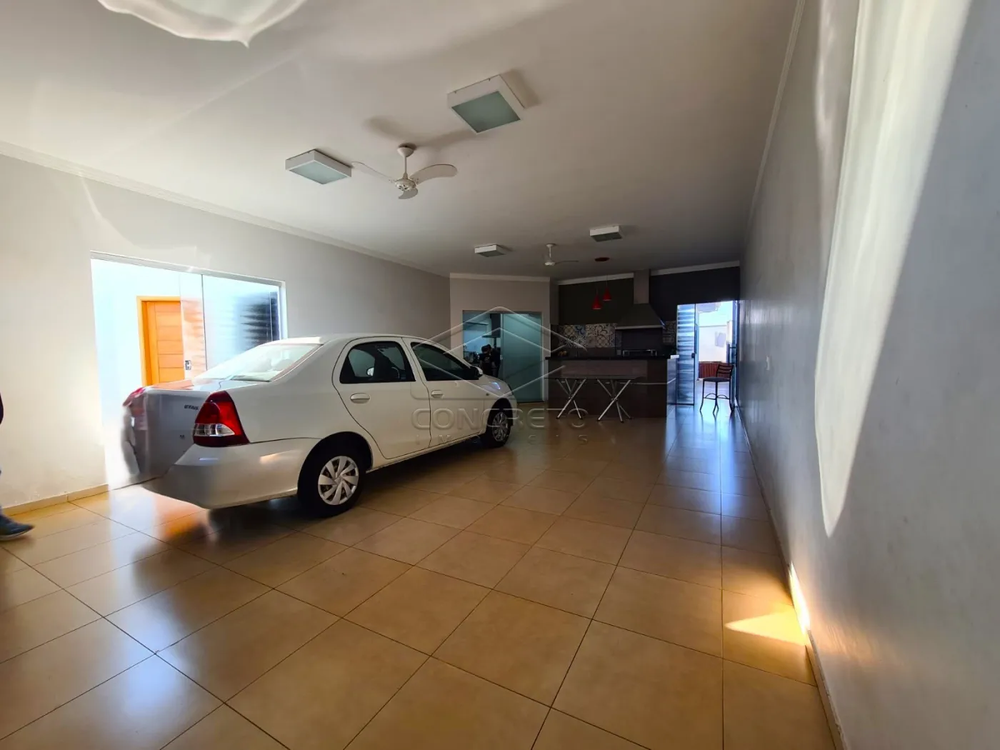 Comprar Casa / Padr&atilde;o em Len&ccedil;&oacute;is Paulista R$ 700.000,00 - Foto 6