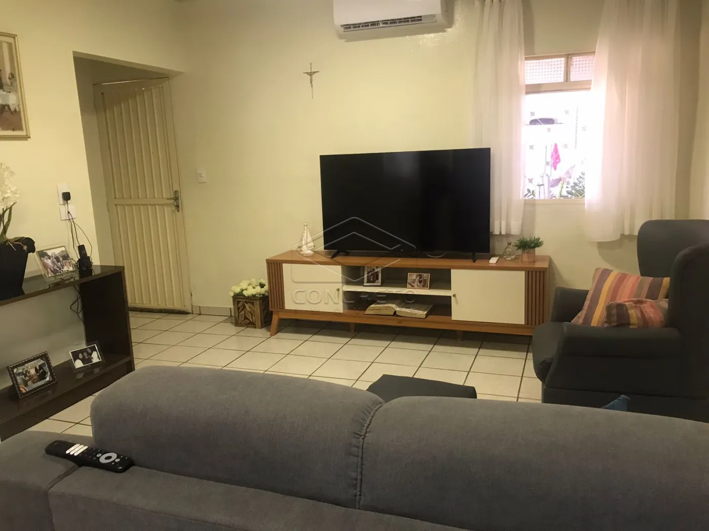 Comprar Casa / Padr&atilde;o em Len&ccedil;&oacute;is Paulista R$ 400.000,00 - Foto 5