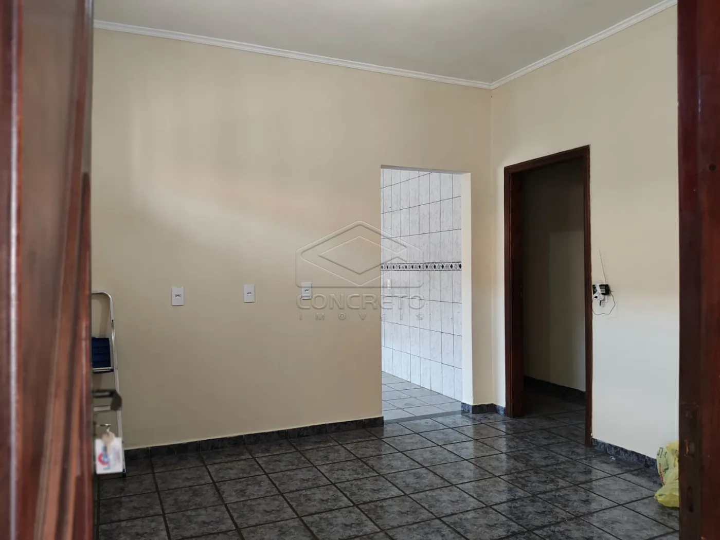 Comprar Casa / Padr&atilde;o em Len&ccedil;&oacute;is Paulista R$ 420.000,00 - Foto 9